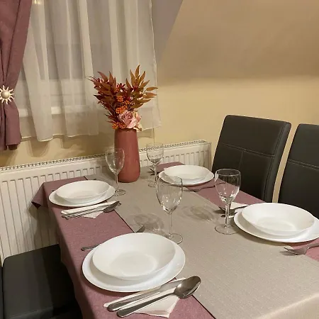 Oreo Apartament *